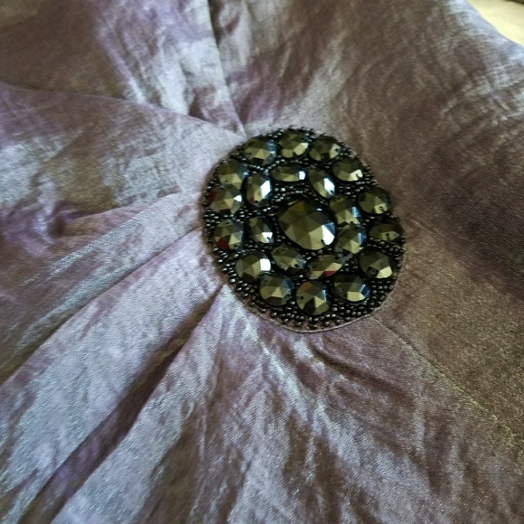 Purple silver shimmer elegant top tunic open back brooch embellished 12P - Picture 4 of 7